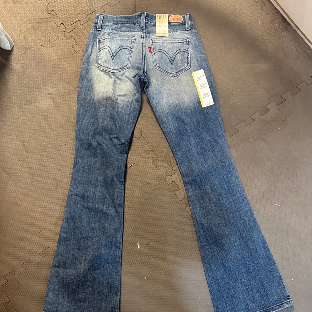 Levi's 524 Bootcut Jeans - Mid Wash Denim